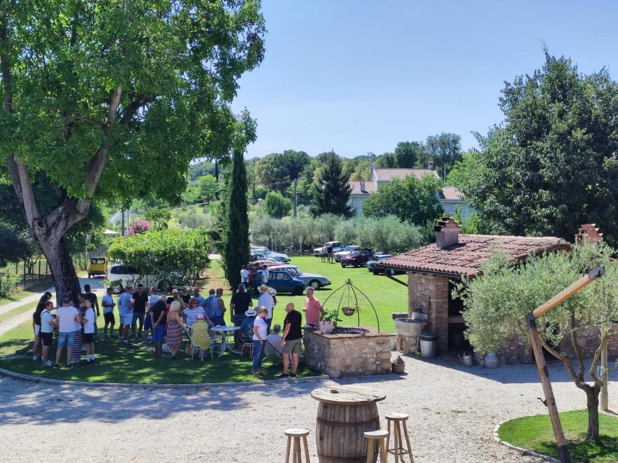 Corte Davini Agriturismo Monzambano Eksteriør bilde