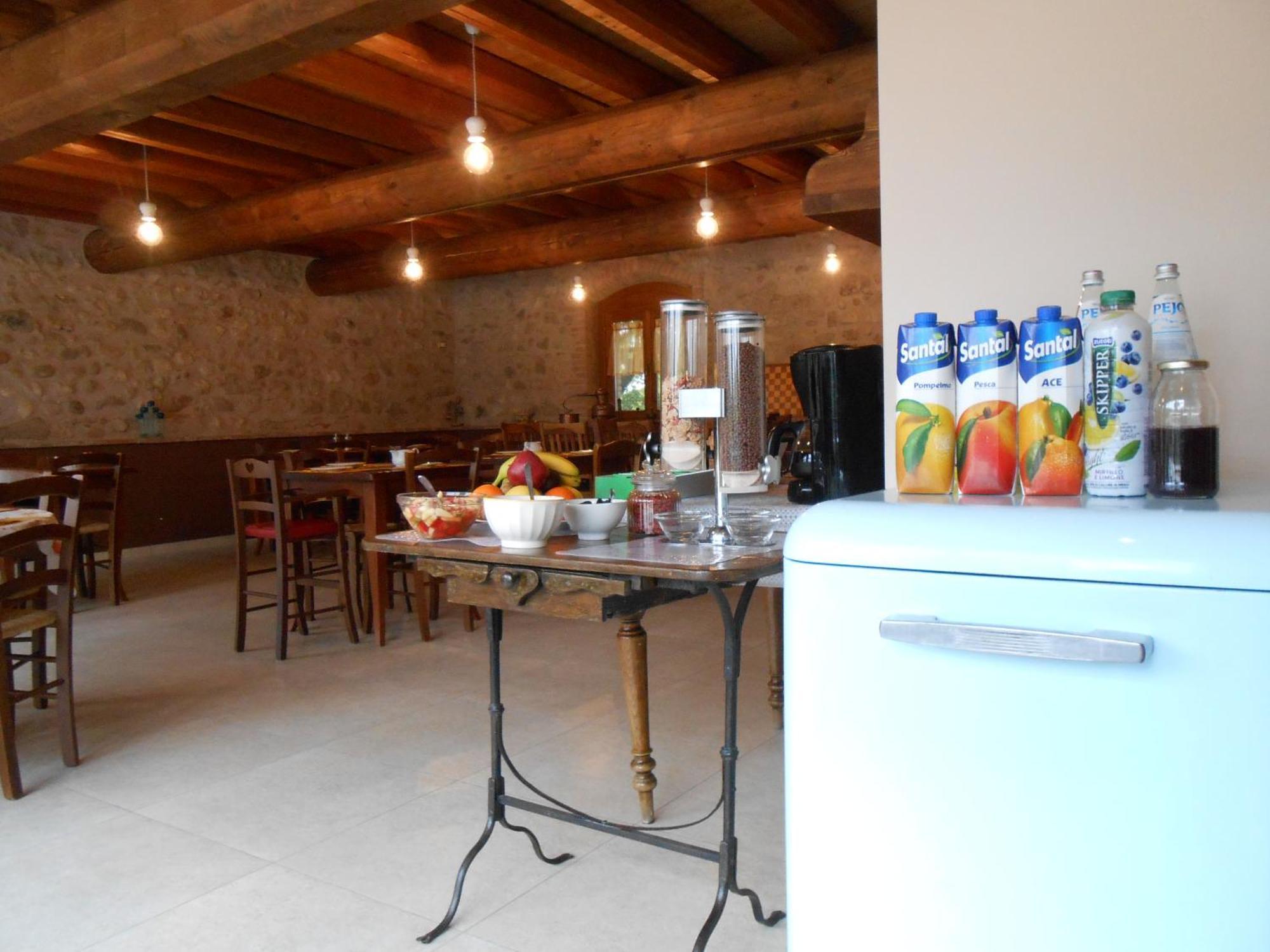 Corte Davini Agriturismo Monzambano Eksteriør bilde